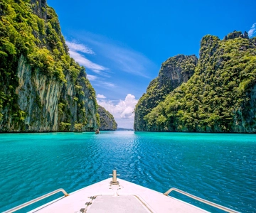 Phuket: Bamboo Island and Phi Phi Islands by Fast Catamaran