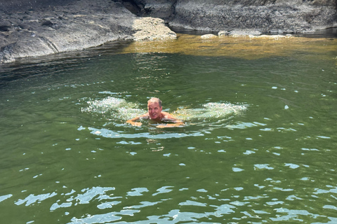 Addis Ababa: Wenchi Crater Lake Tour with Local Market