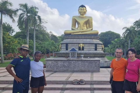 Colombo: Tour de compras en TukTuk con tour turístico