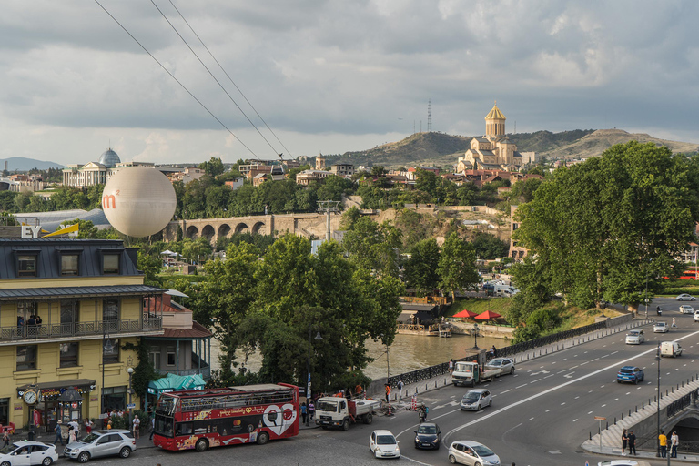 Tbilisi: 5-Day Guided Tour with Wine Tasting and Transfers