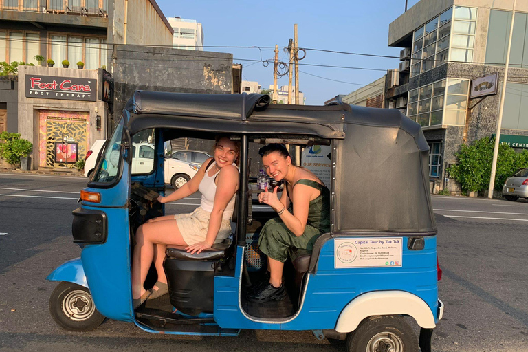 Tour locale della città di Colombo in Tuk Tuk ( Mattina / Sera )