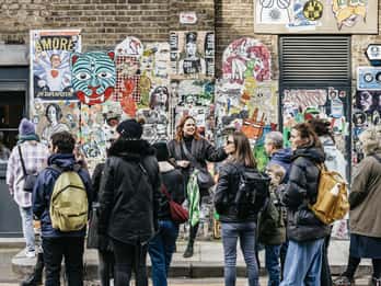 London: East End Street Art Tour and Spray Painting Workshop