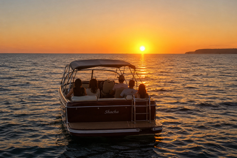 Mellieha: Premium Sunset Cruise Experience