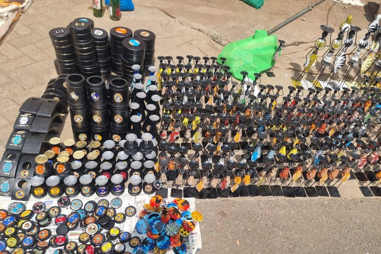 Downtown Nairobi walking tour and Maasai souvenir shopping
