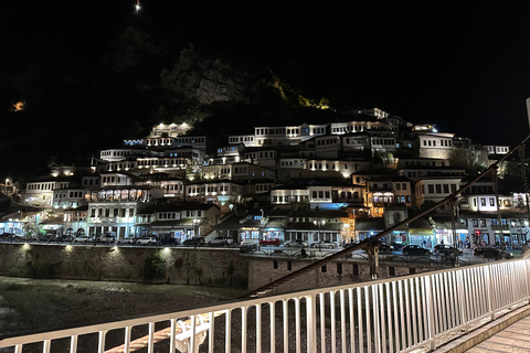 De la côte à la montagne : Circuit des sept villes d&#039;Albanie