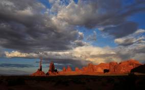 Monument Valley: Guided Sunset Tour
