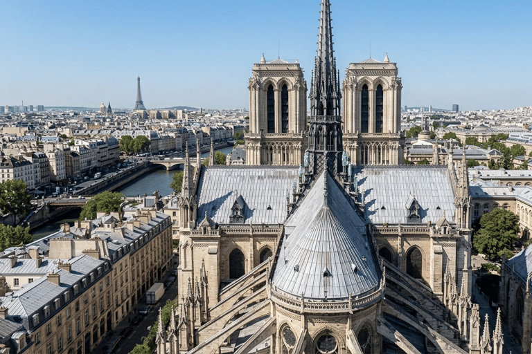 Notre Dame Cathedral Full Guided Tour with Skip Line Entry