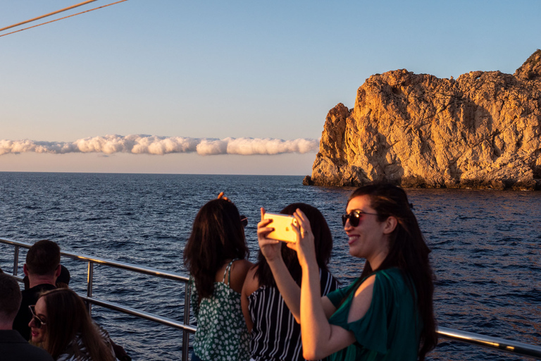 Sant Antoni de Portmany: Sunset Cruise with Drinks and Music