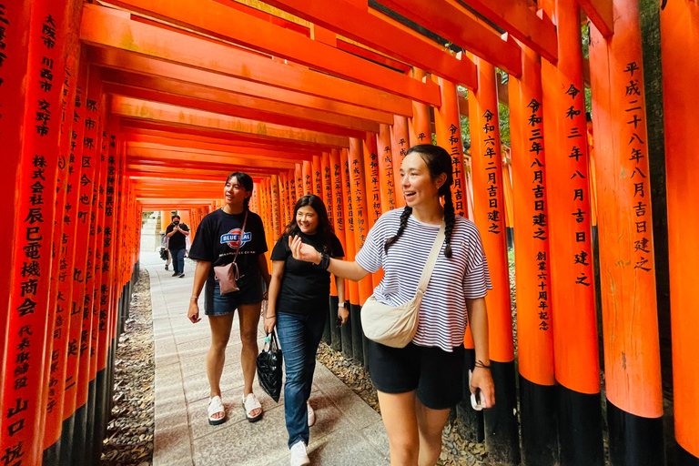 Kioto: Wycieczka rowerowa z Fushimi Inari Shrine i Tofukuji ...