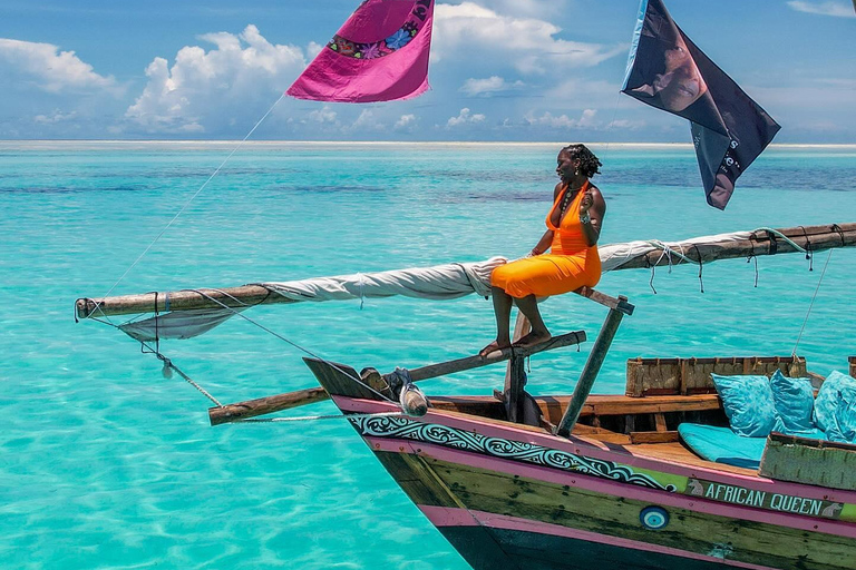 Zanzibar: Mnemba eiland privé dhow cruise met lunch