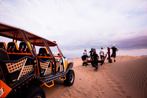 Expedición de 2 días Paracas, Huacachina y Nazca: Maravillas de la Costa