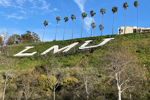 SpaceQuest: Odkrywanie legend lotnictwa i kosmonautyki - Audio Driving TourCyfrowa wycieczka SpaceQuest