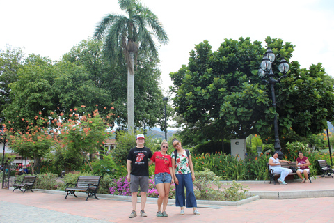 From Medellín: Santa Fé de Antioquia Private Day Trip