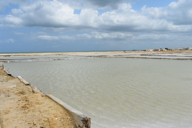 Santa Marta: Cabo de la Vela 2-Day Tour with Meals
