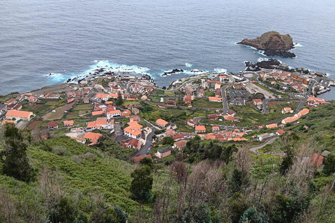 Madeira West & North: Private Tour in a Mercedes with Iconic Stops West & North Madeira: Private Tour in a Mercedes with Iconic Stops