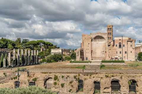 Rome: Colosseum & Forum Small Group Tour with Palatine Hill Small Group Tour in Spanish