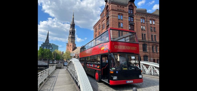 Visit Hamburg 1-Hour Sightseeing Bus Tour with Live Guide in Hamburg