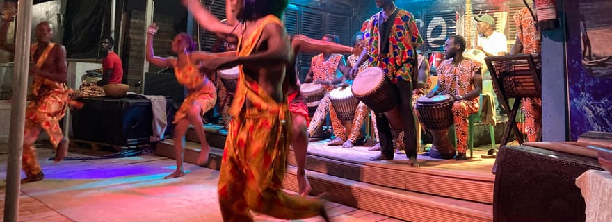 Vie nocturne africaine