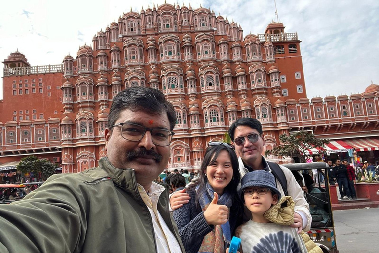 From New Delhi: Jaipur Guided City Tour with Hotel Pickup Only Guide Service - Tour with Guide Only