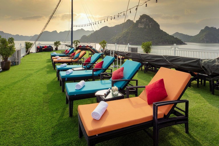 Overnight at Ha Long Bay cruise 2D1N 5 stars CruiseHalong Bay 2D1N with 4 star cruise