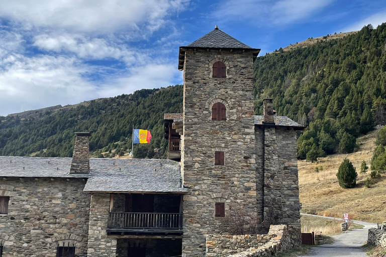 Andorra Day Hike: Vall d’Incles &amp; Pyrenees Lakes