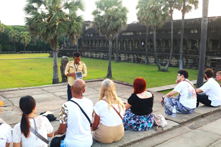 Angkor Wat: Wycieczka z przewodnikiem o wschodzie słońcaAngkor Wat: Prywatna wycieczka całodniowa o wschodzie słońca