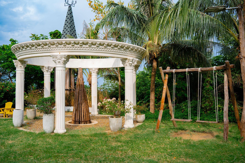 Hai Van Escape – Glamping & Scenic Pass Tour Join-in: Korean guide