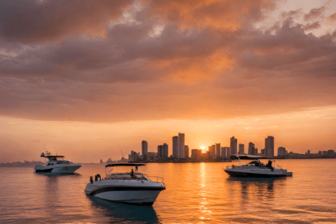 Partyboot in de baai van Cartagena en zie de prachtige zonsondergang