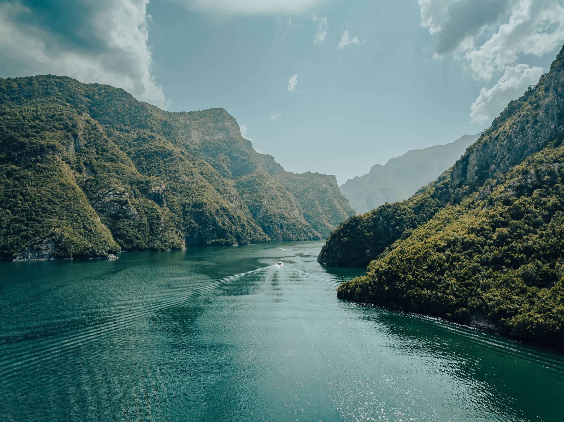 Shala-Fluss und Komani-See: Bootstour