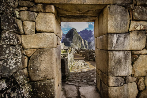 Cusco : visite guidée de 6 jours avec le Machu Picchu et l&#039;arc-en-ciel ...