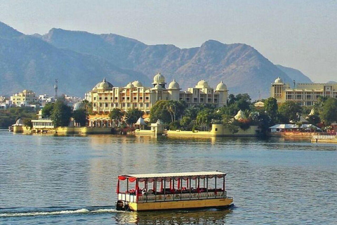 6-Day Golden Triangle Tour with Pushkar & Udaipur 6-Day Private Tour with 5*Hotels