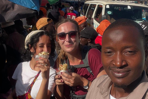 Kampala: City Tour by Tuk Tuk or Car By using Car