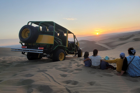 Professional sandboarding and sand skiing school in Huacachina