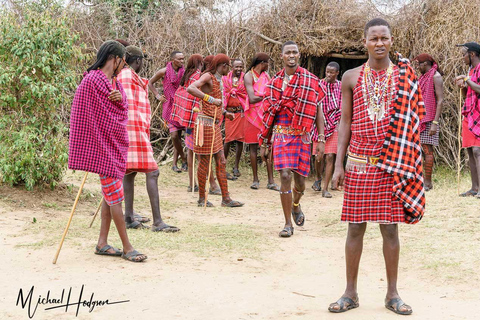 De Nairobi : visite du village de la tribu MasaiAu départ de Nairobi : visite du village Masai