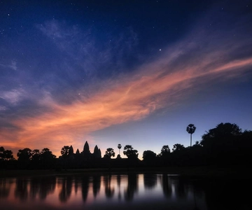 Angkor Wat Sunrise Temple Tour with Bayon and Ta Prohm