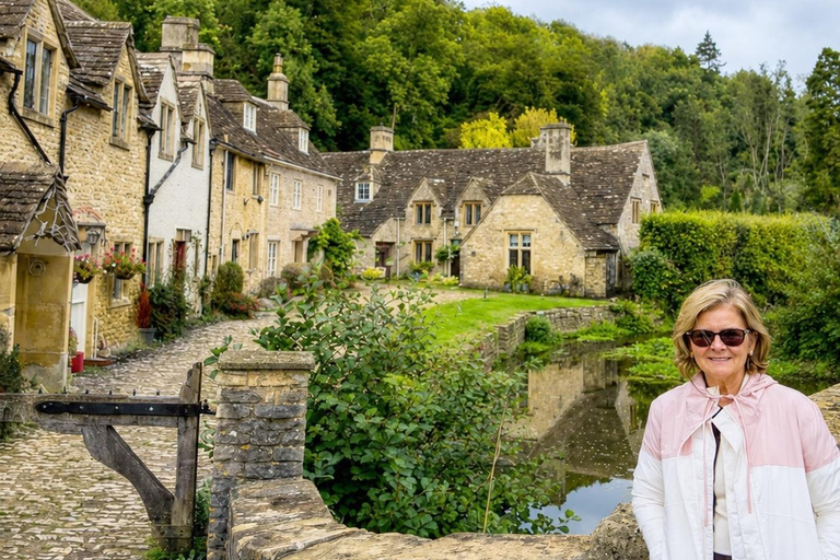 London: Stonehenge, Castle Combe, & Bath Luxury Private Tour