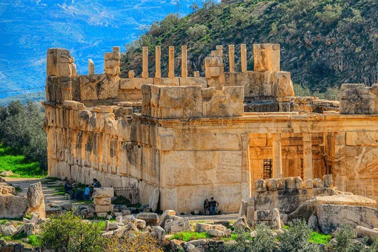 Amman: Qasr al-Abd Guided Tour with Lunch and Sweets Amman:Qaser Al-Abd "Castle of the servant" Guided tour visit
