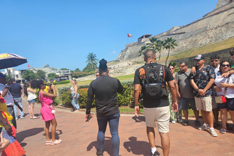 Cartagena Historical Walk Like a Local with Gynno Bambino Discover Cartagena beyond the postcards with Gynno Bambino