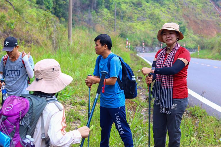 Ho Chi Minh City: Bidoup e Ta Giang Tour di trekking di 2 giorniHo Chi Minh City: tour di 2 giorni con trekking a Bidoup e Ta Giang