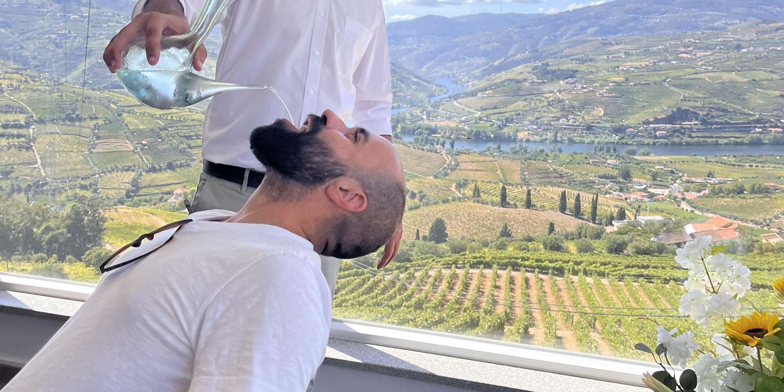 From Porto: Tastings at 2 Wineries, Chef's Lunch & Boat Tour