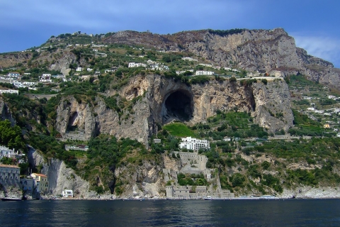 Ab Amalfi: 6-stündige private Grotten-BootsfahrtJacht mit über 12 Metern