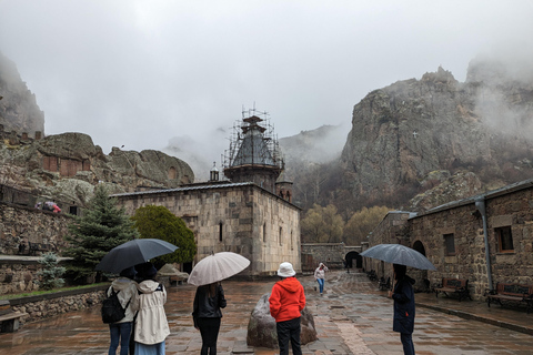 Tour dell&#039;Armenia essenziale Geghard, Garni, Sevan, Pranzo fatto in casa