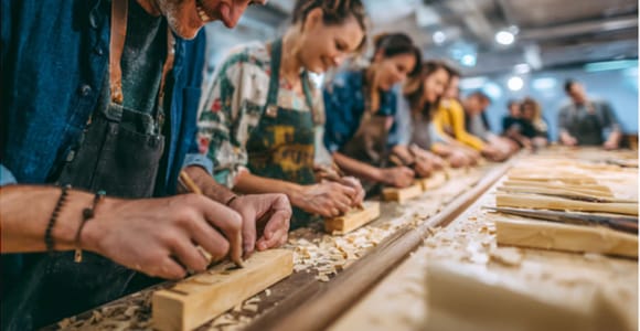 Kyoto: Gion Chopsticks Making Class with Engraving Option