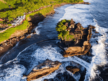 Bali : Tanah Lot, Jatiluwih Terrace, & Ulundanu Beratan Tour