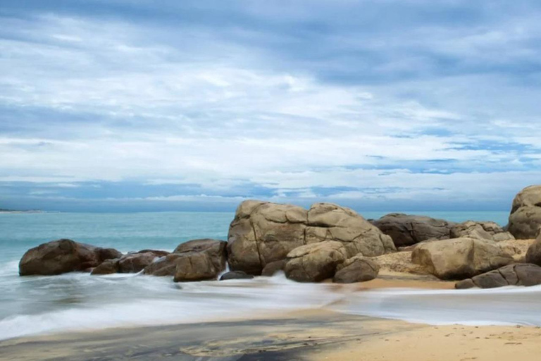 ARUGAMBAY THE BEST SURFING BEACH IN SRILANKA