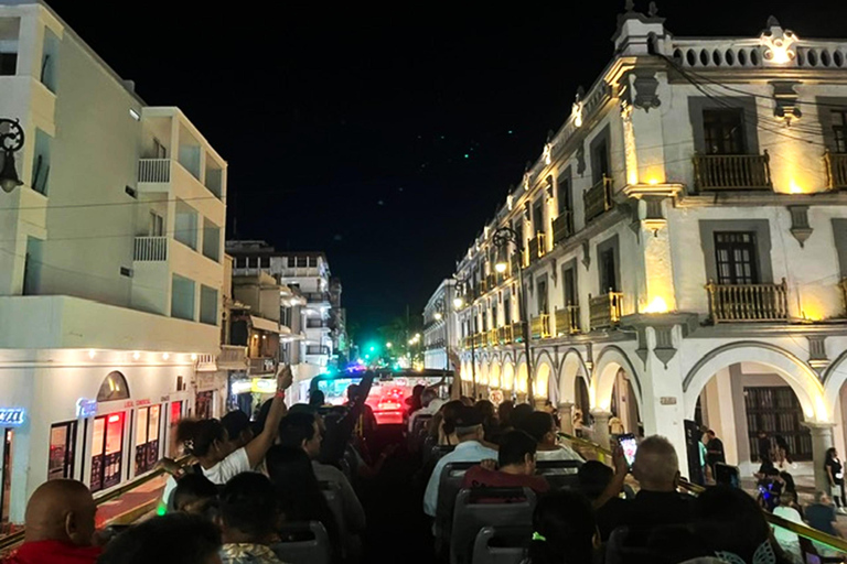 Veracruz: Nighttime Sightseeing Tour by Double-Decker Bus