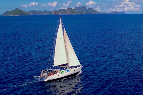 Palawan privécruise op een zeiljacht van 13 meter in El Nido