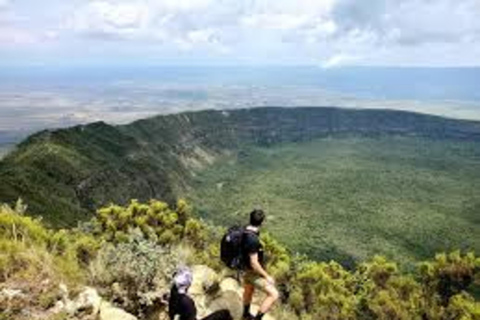 Nairobi: Mount Longonot and Hell&#039;s Gate National Park Tour