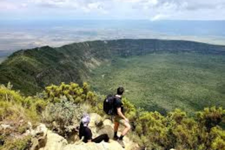 Nairobi: Mount Longonot and Hell&#039;s Gate National Park Tour