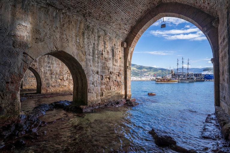 Alanya: Sunrise Kayaking with Views of Castle & Red Tower